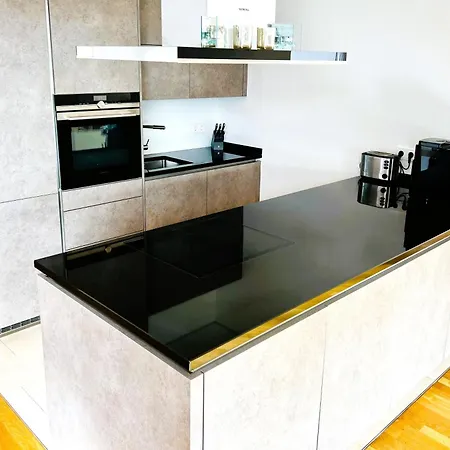 Glori - Luxury Penthouse Near Frankfurt Apartment Hanau