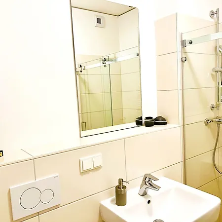 Apartment Glori - Luxury Penthouse Near Frankfurt