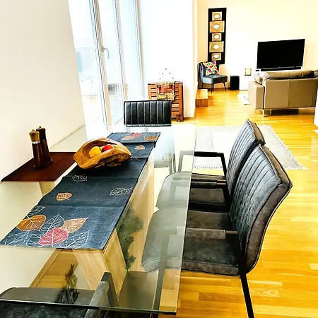 Glori - Luxury Penthouse Near Frankfurt Hanau